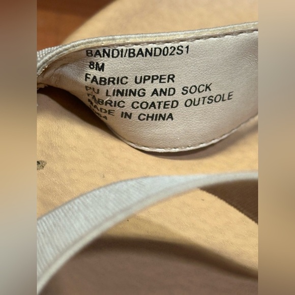 Steve Madden Beige Platform Sandals - Picture 6 of 9